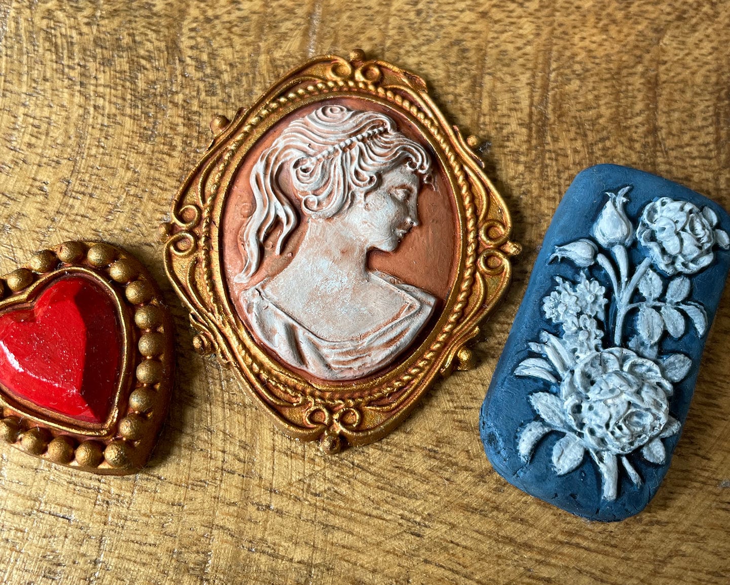 Cameo Mould by IOD Pickin' Boots Vintage